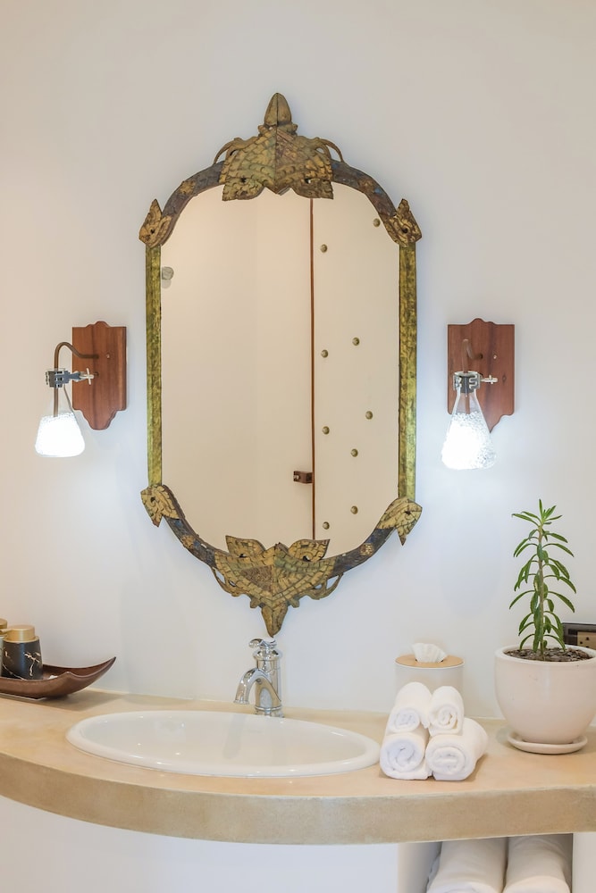 Signature Room - Photo 9