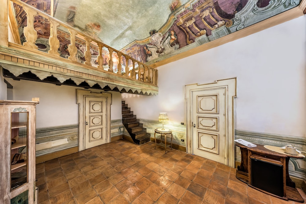 Presidential Suite (up to 4 people) photo 2