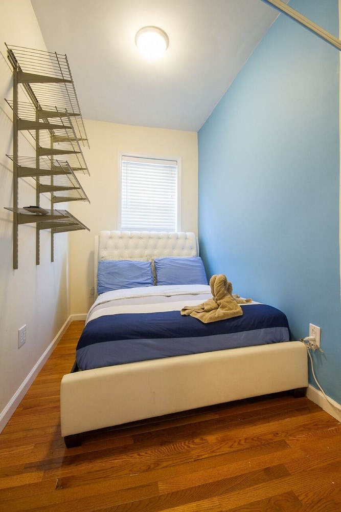 Comfort Apartment, 3 Bedrooms photo 3