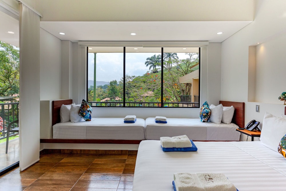Quadruple Room photo 2