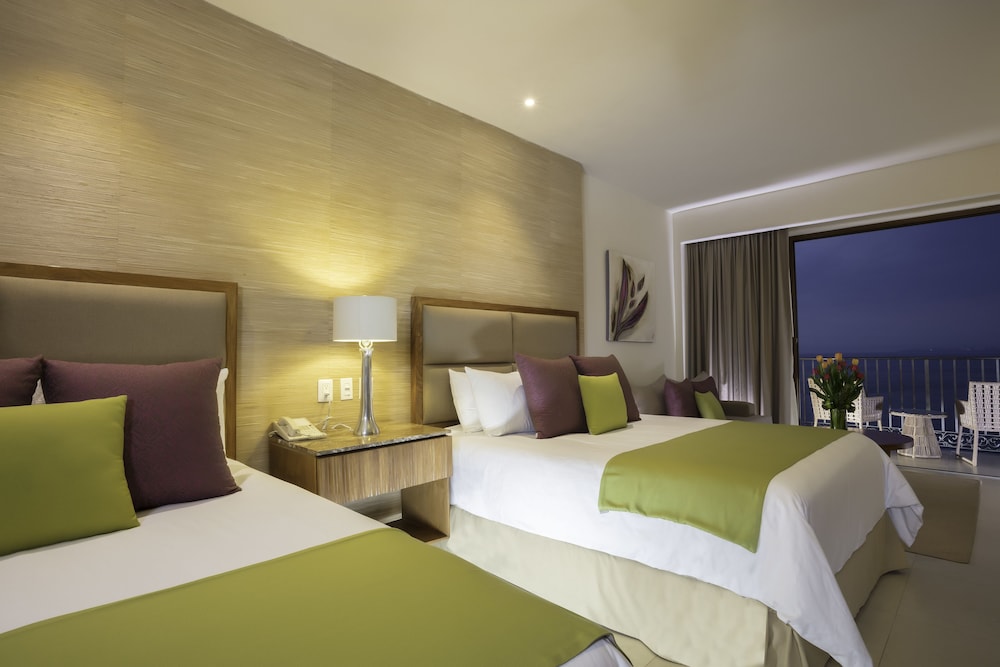 Mantamar XPA Suite at Mantamar Tower