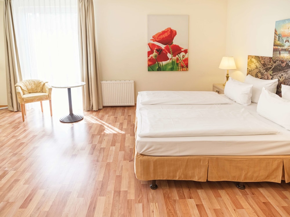 Comfort Room, 1 Double Bed (17SQM, Free WiFi) photo 1