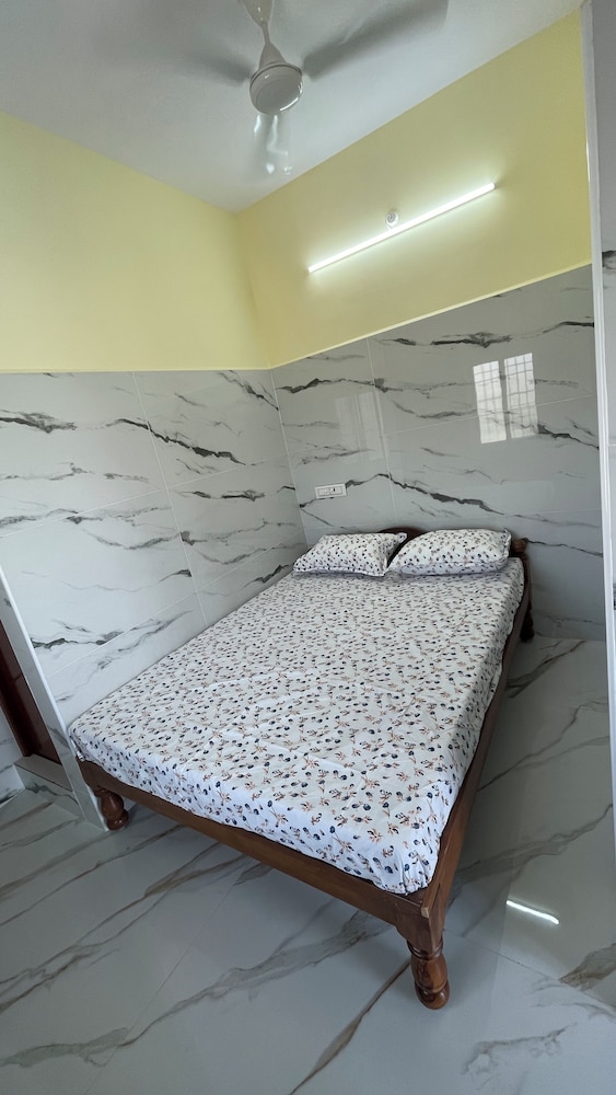 Economy Double Room, Patio, Mountain View