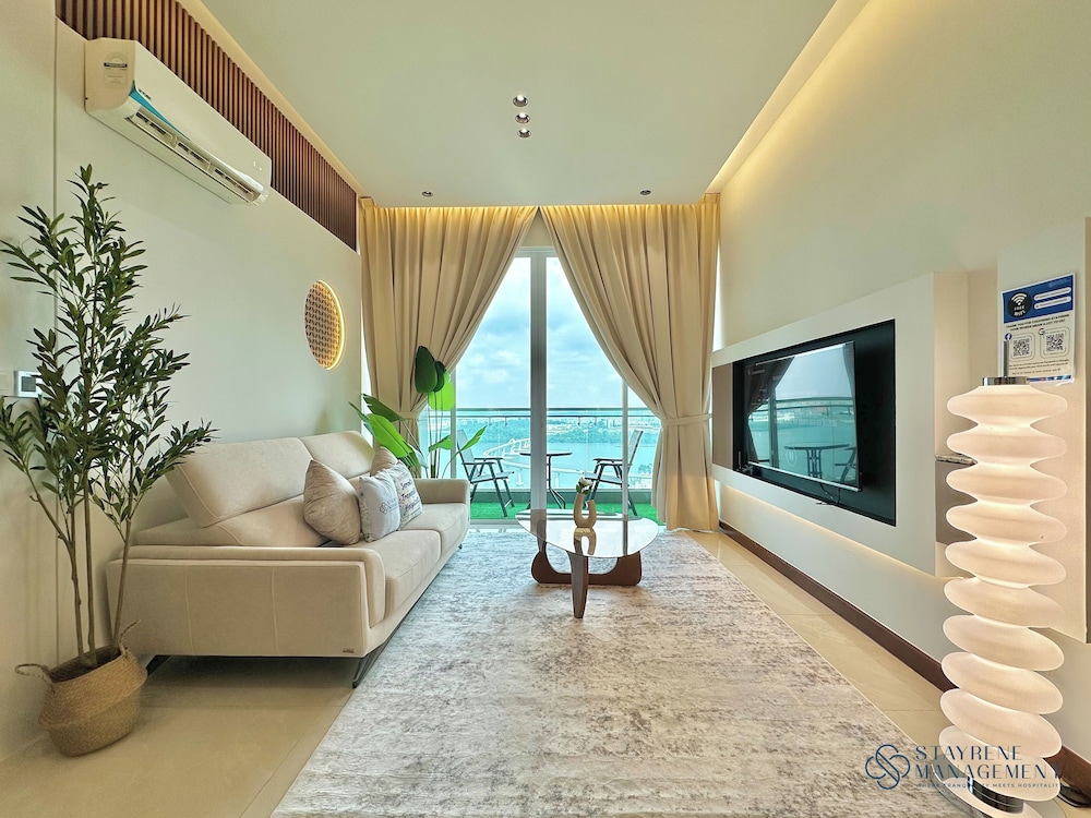 Design Apartment, 3 Bedrooms, Non Smoking, City View