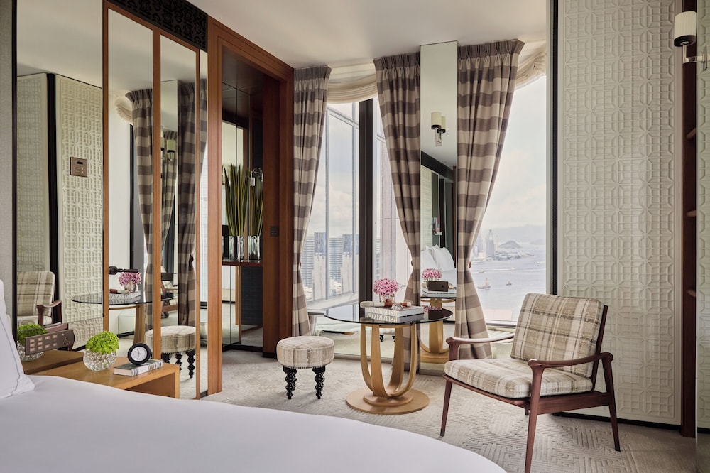 Kowloon Peak Suite King