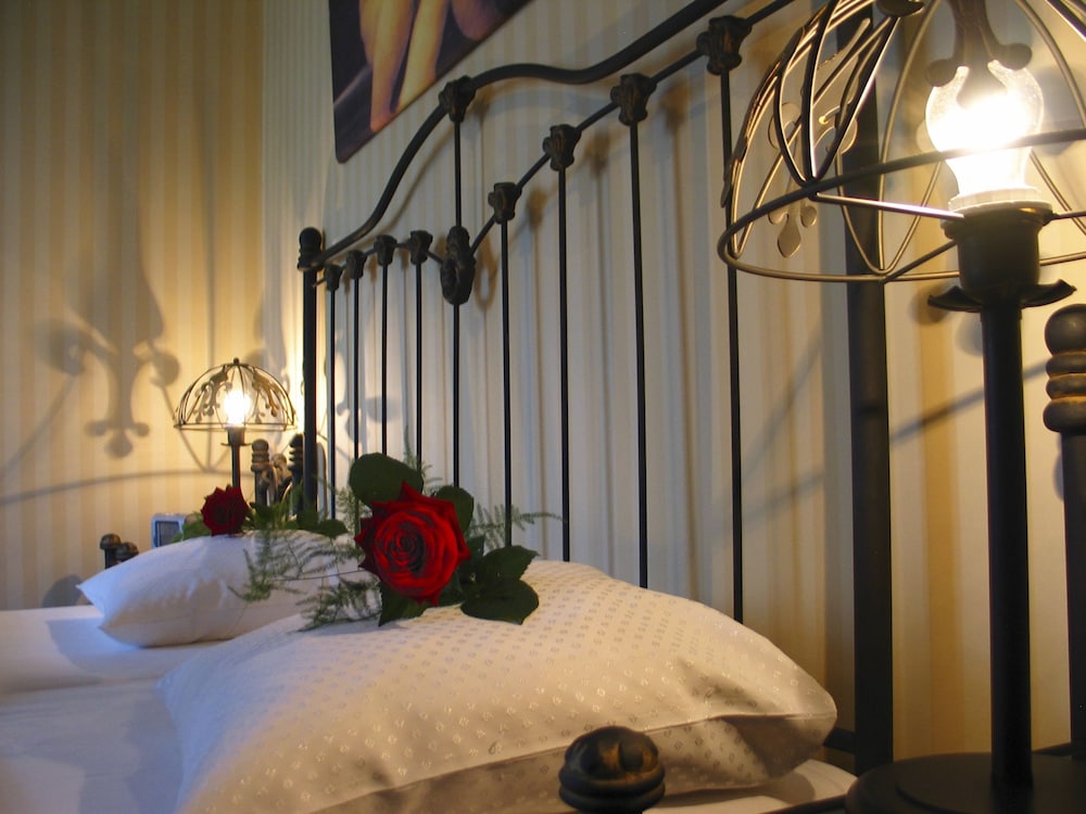 Suite (Master) photo 2