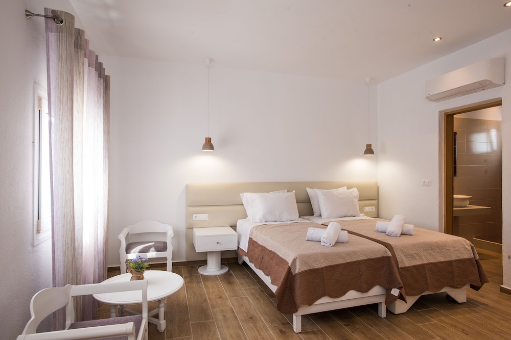 Room (For 2)