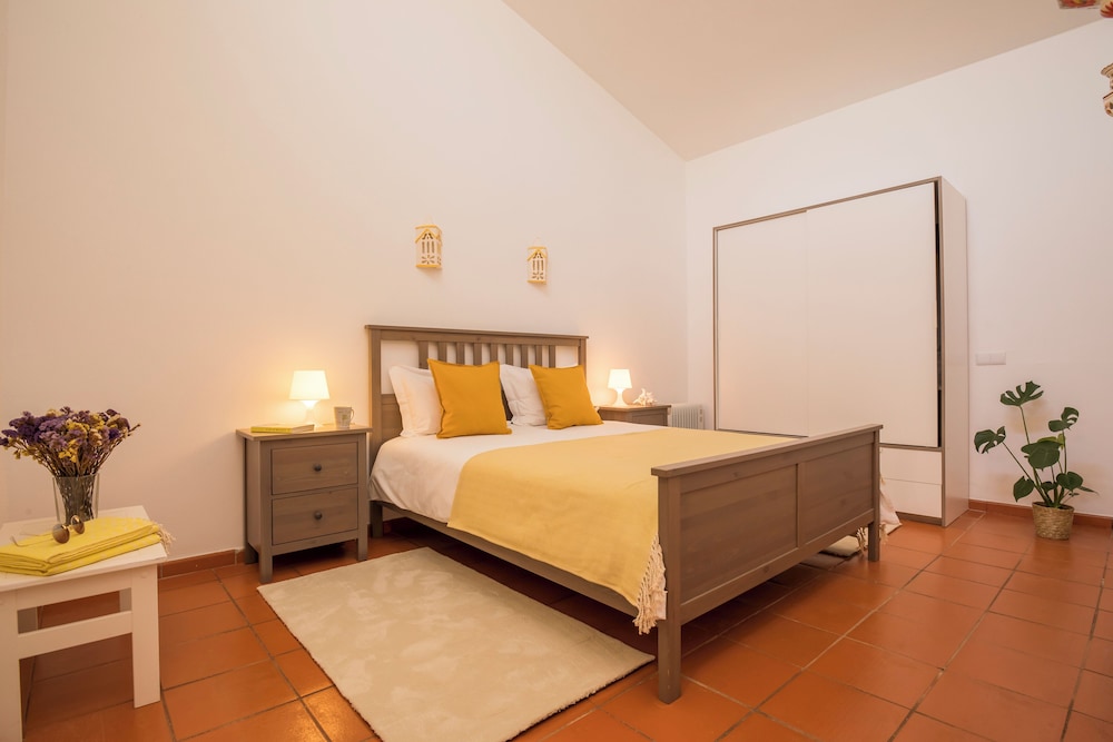 Deluxe Suite, 1 Queen Bed photo 1
