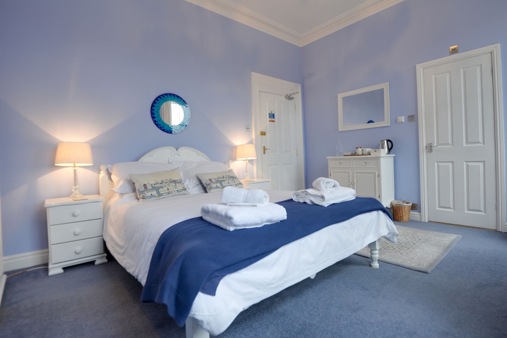 Deluxe King Room photo 2