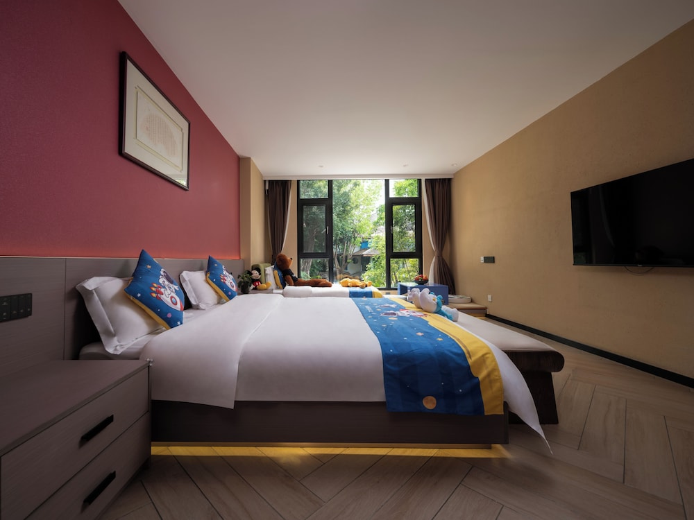 Family Triple Room, Garden View