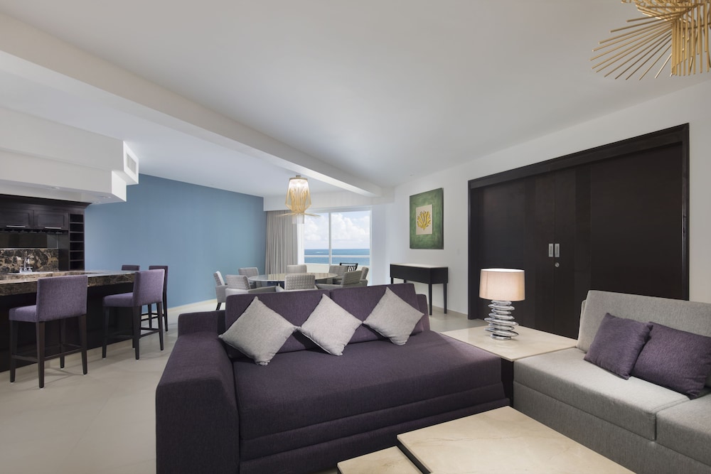 2 Bedroom Suite Platinum