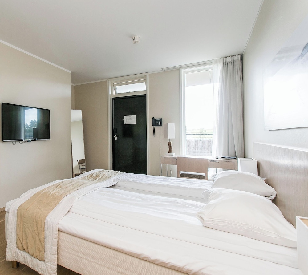 Economy Double Room, 1 Double Bed photo 3
