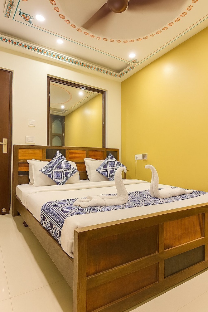 Basic Double Room