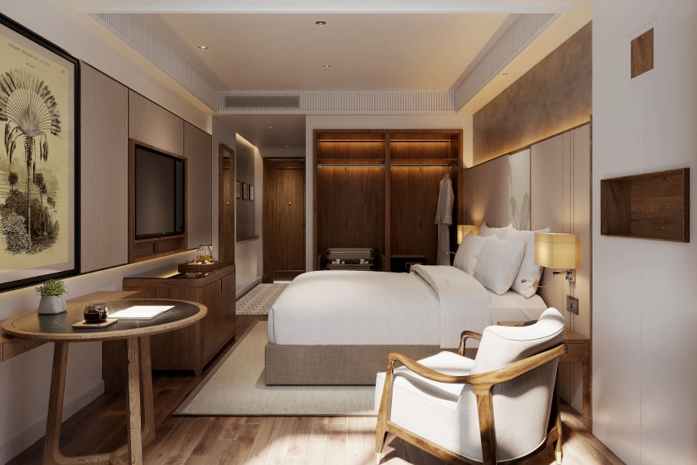Premier Double Room, City View