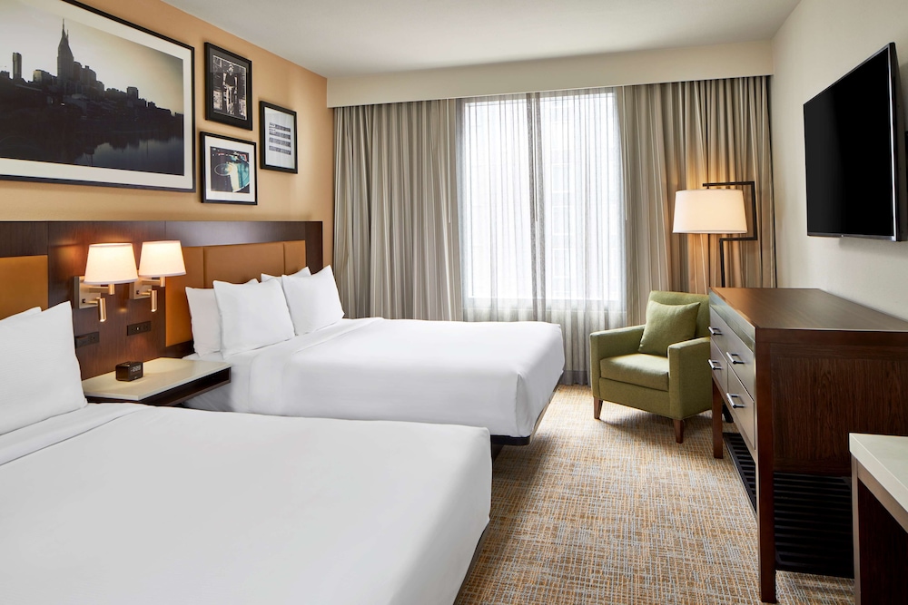 Suite, 2 Queen Beds - Photo 3