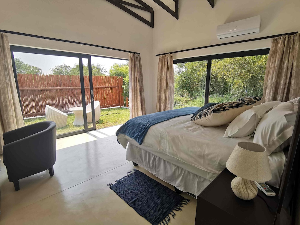 Luxury Room photo 1