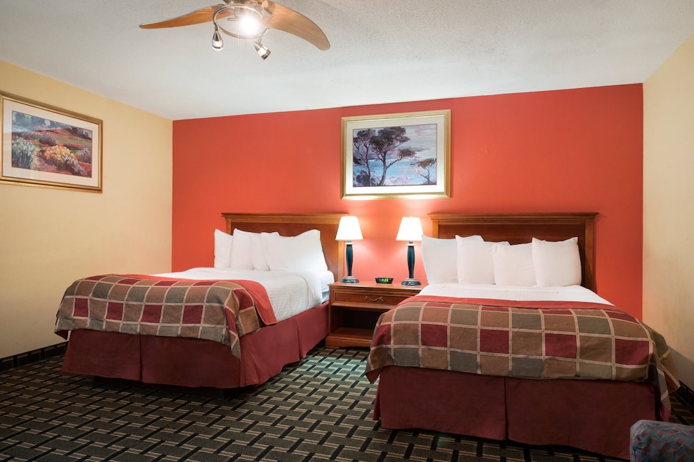 Superior Suite, 2 Double Beds, Non Smoking photo 2