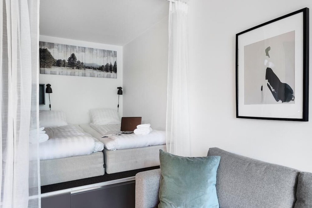 Superior Apartment, Garden View (2 Twin Beds with Sofa Bed) photo 2