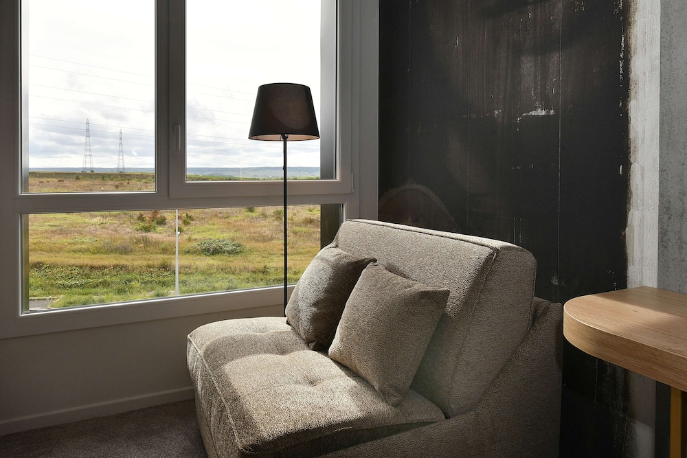 Deluxe Suite, Multiple Beds - Photo 7