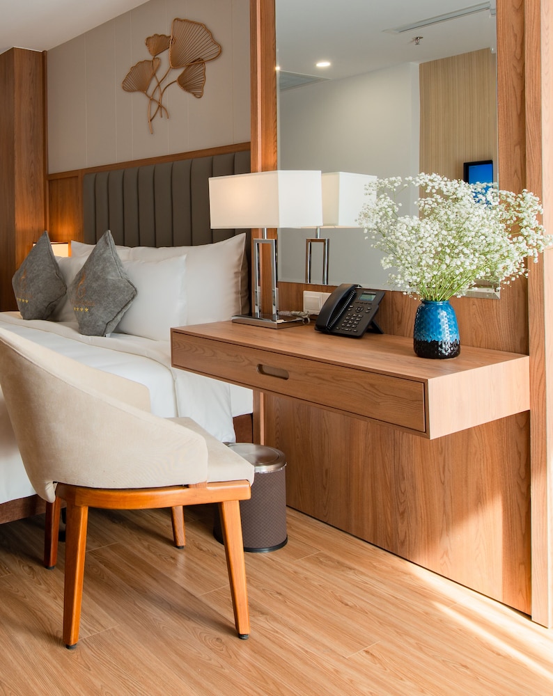 Superior Room with Twin Beds - Photo 6