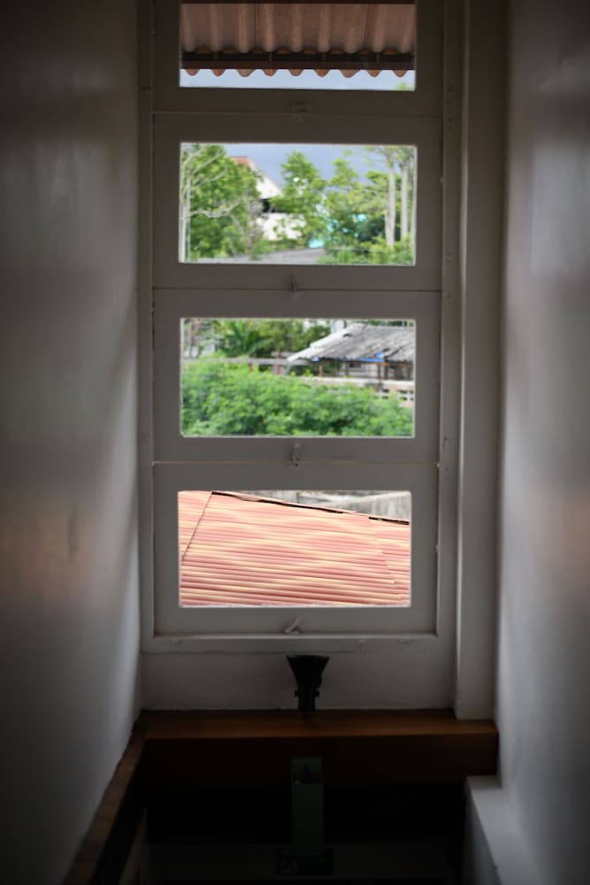 Traditional House, 3 Bedrooms - Photo 11