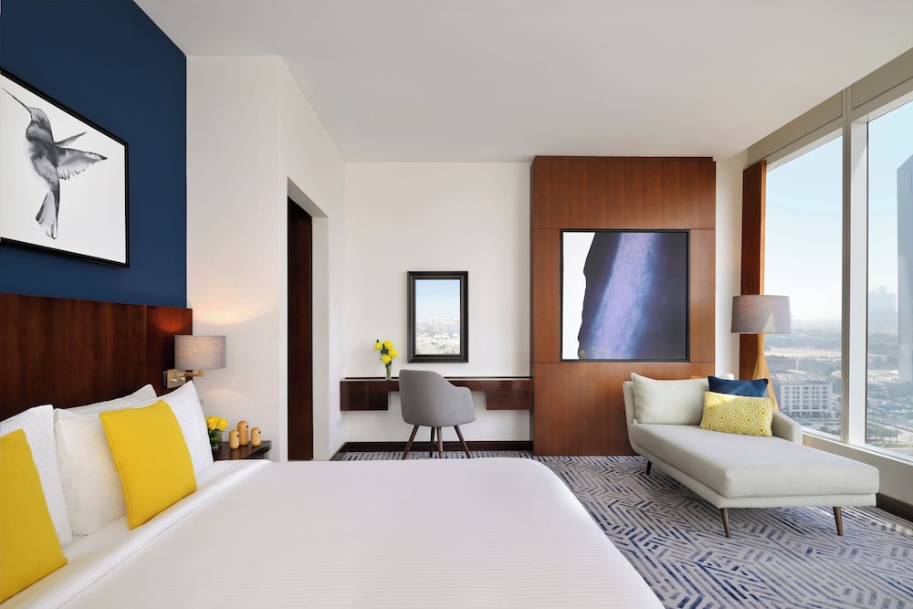 Club Room, 1 King Bed (Club Room)