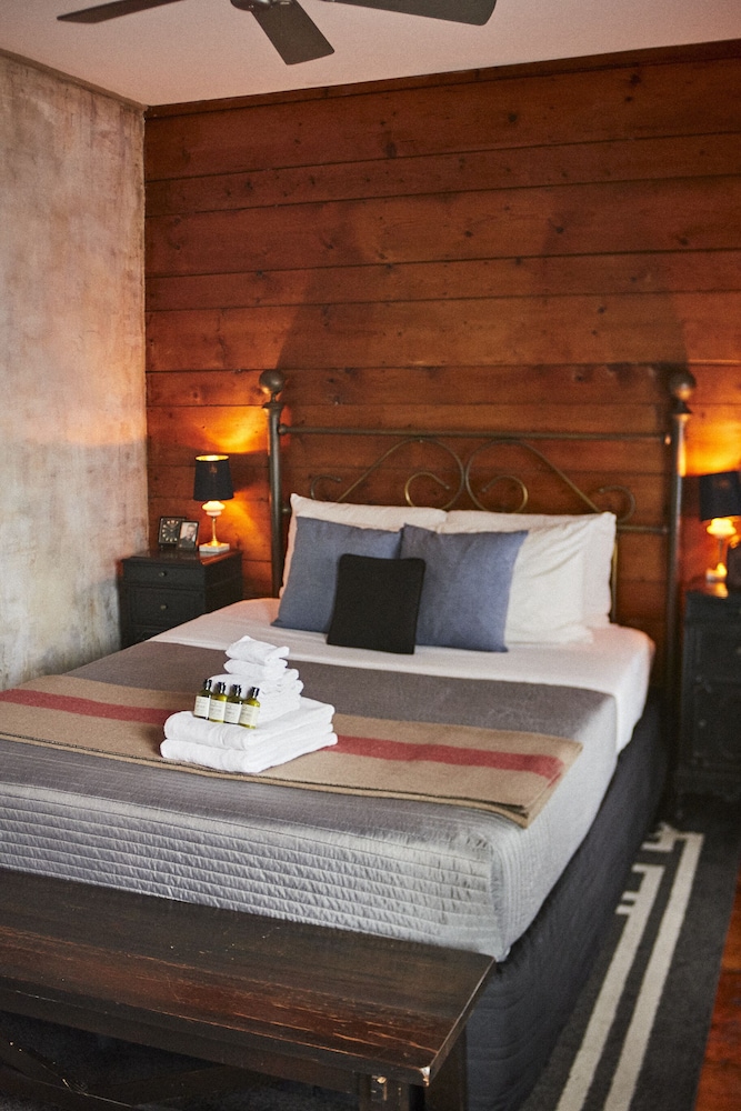 Signature Double Room, Men only photo 1