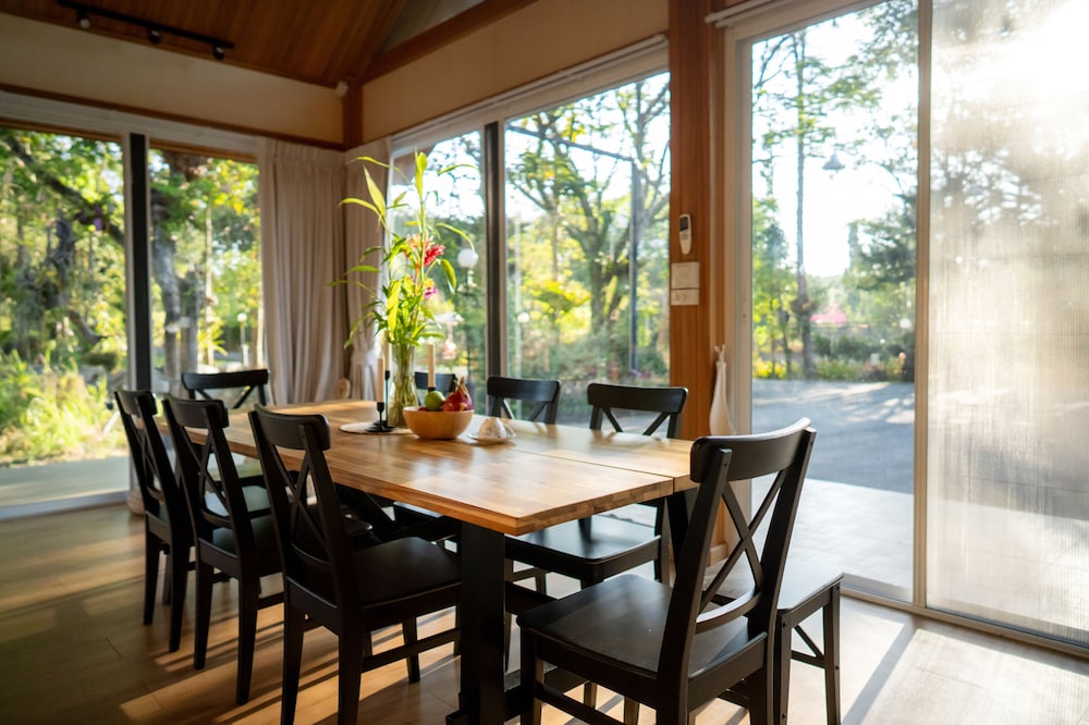 Two Bedroom Suite with Kitchen (Breakfast Included, Dinner Not Included) - Photo 36