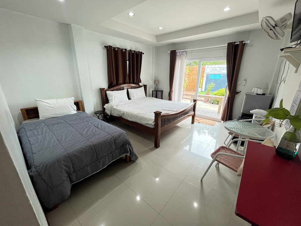 Triple Room (Old Building) photo 2