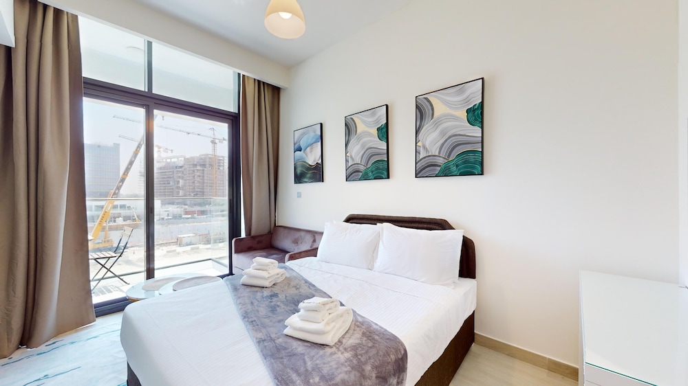 Apartment, 1 Bedroom, Pool Access photo 1