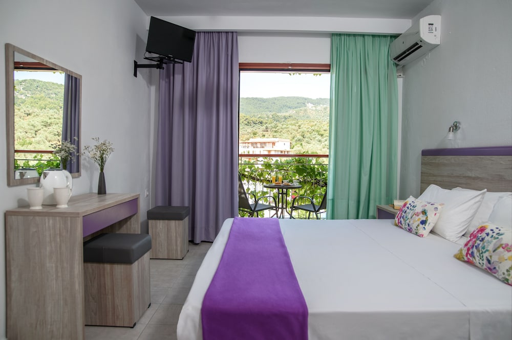 Superior Quadruple Room
