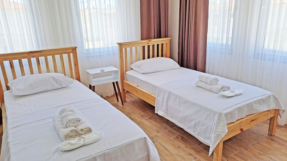Standard Twin Room photo 1