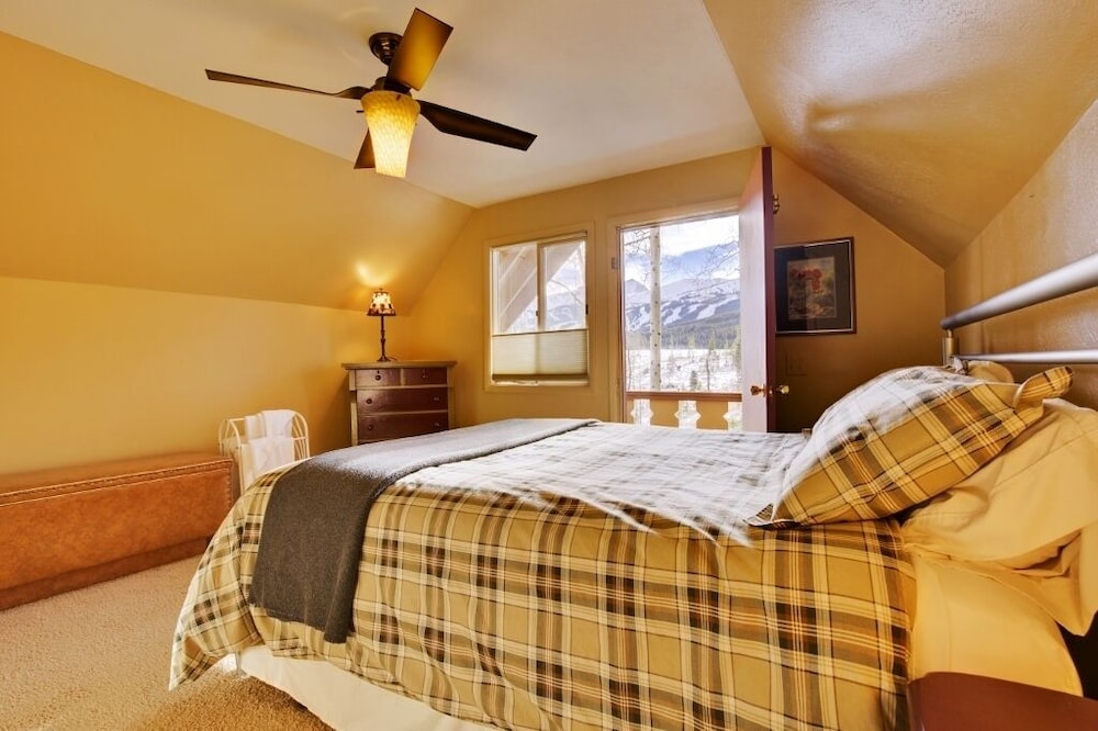 House (3 Bedrooms)