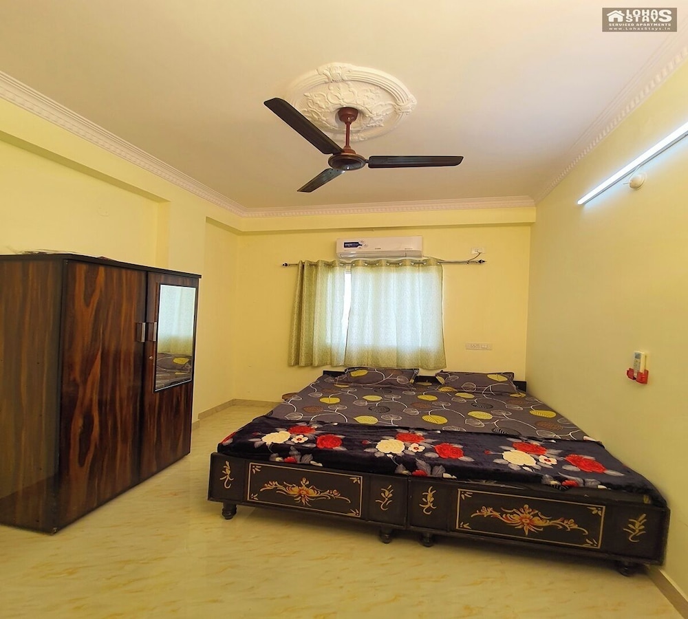 Deluxe 2Bhk