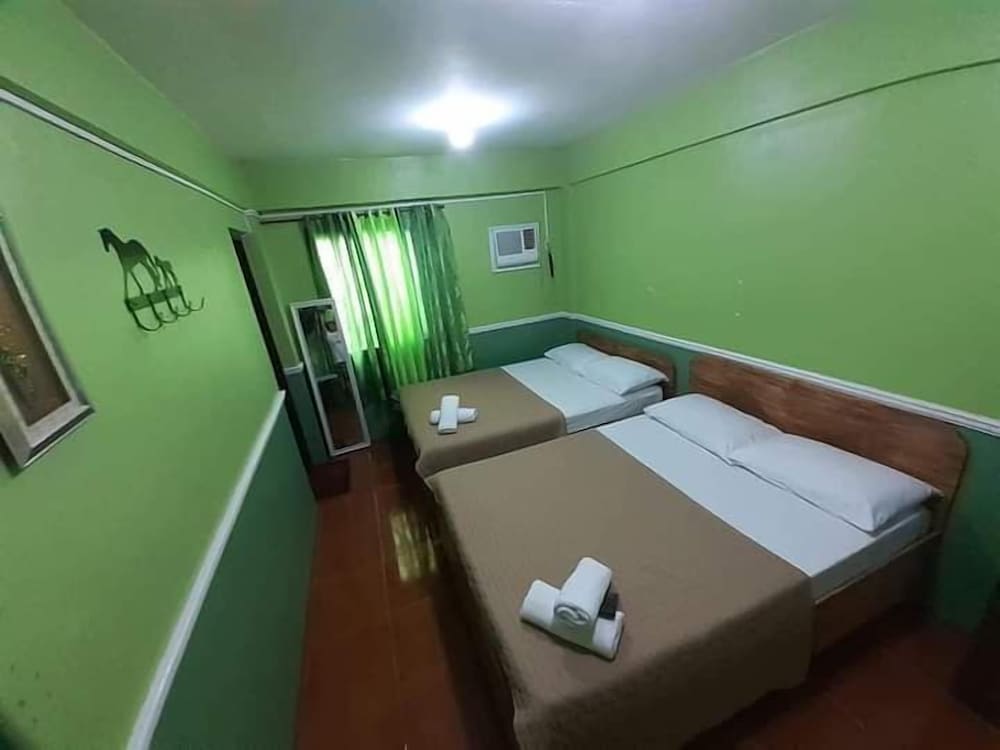 Standard Quadruple Room photo 2