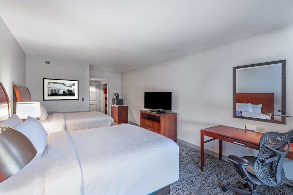 Room, 2 Queen Beds, Accessible - Photo 1