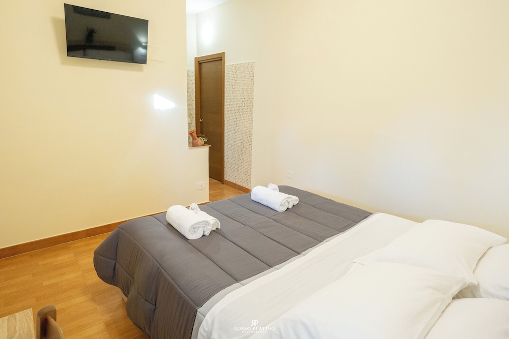 Honeymoon Room, Private Bathroom