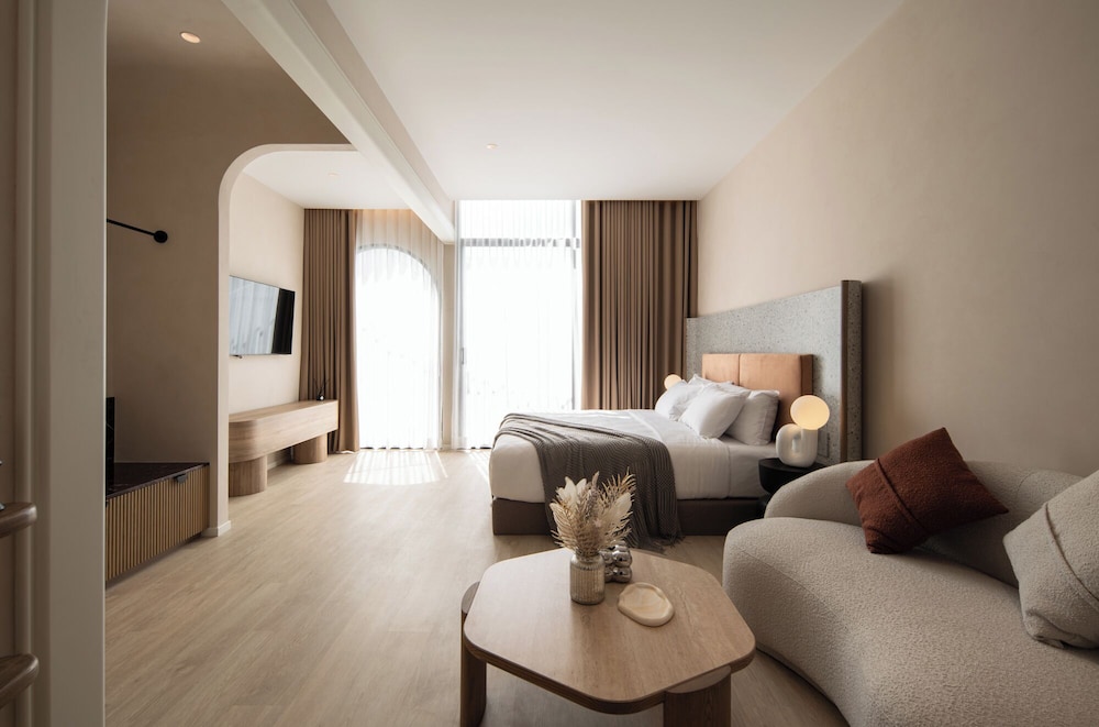 Superior Double Room, Pool View photo 3