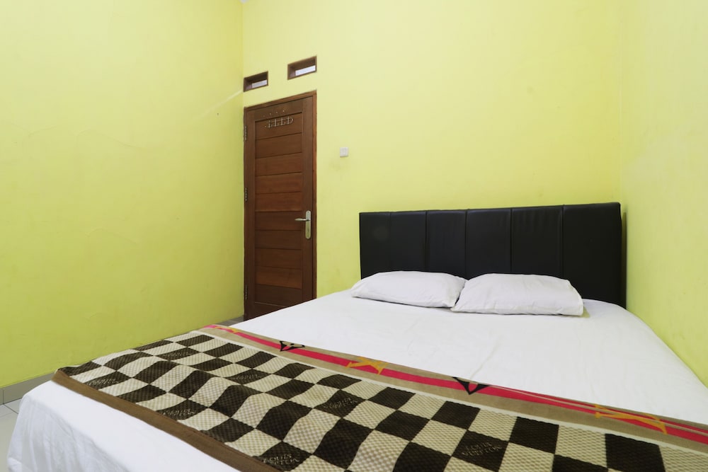 Single Room - Photo 2