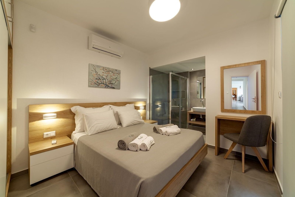 Villa Olivia with Heated Pool