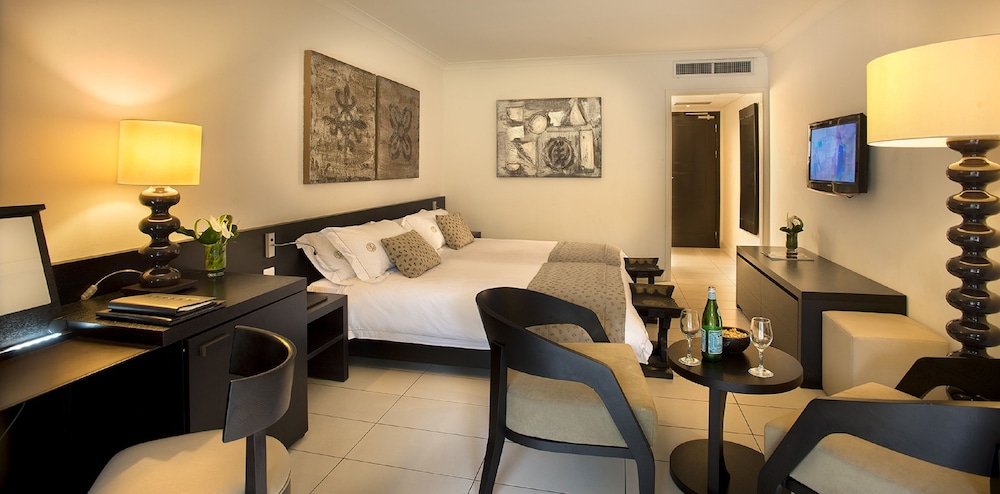 Double Room (Physically Accessible) - Photo 5