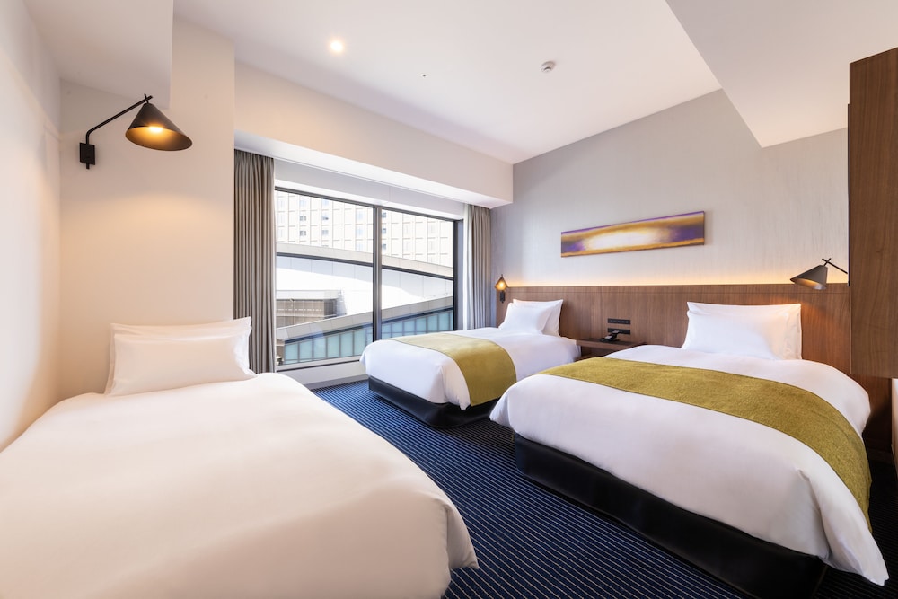 High Floor Twin Room with extra bed, City View, Non Smoking