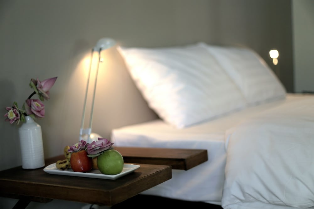 Junior Suite, Garden View (With Roundtrip Airport Transfer)
