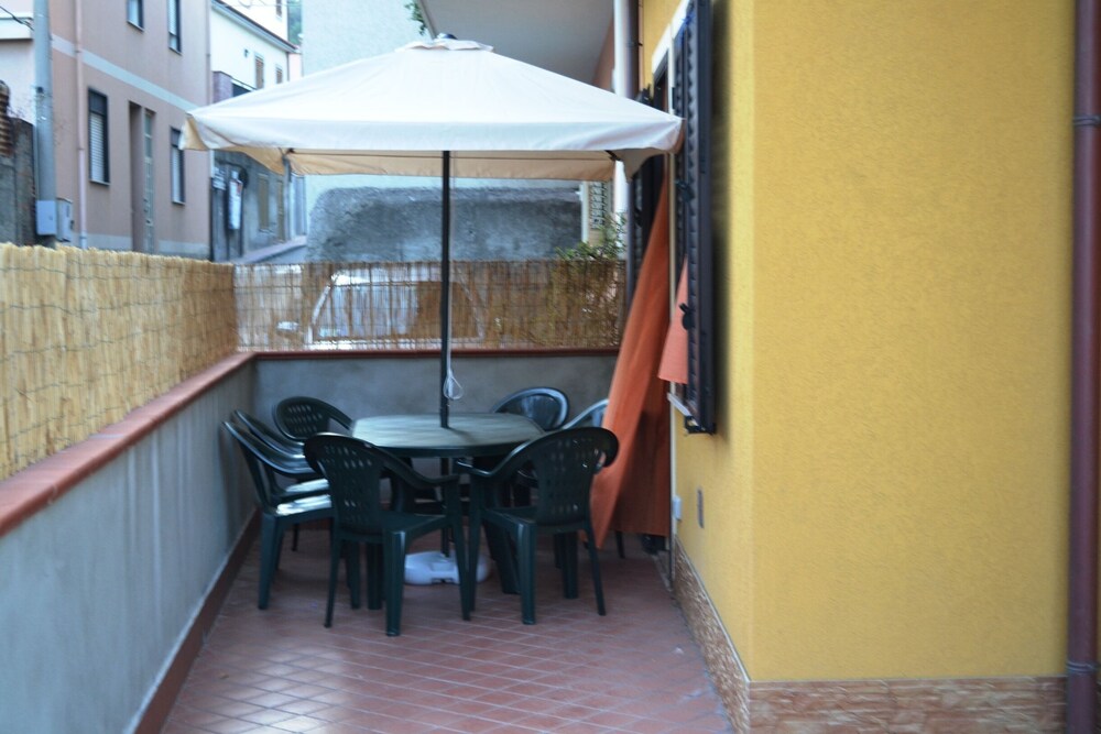 Villa Individuelle à 20m de la Mer pour Séjour et/ou Soins Thermaux Près de Taormina, Photo 30