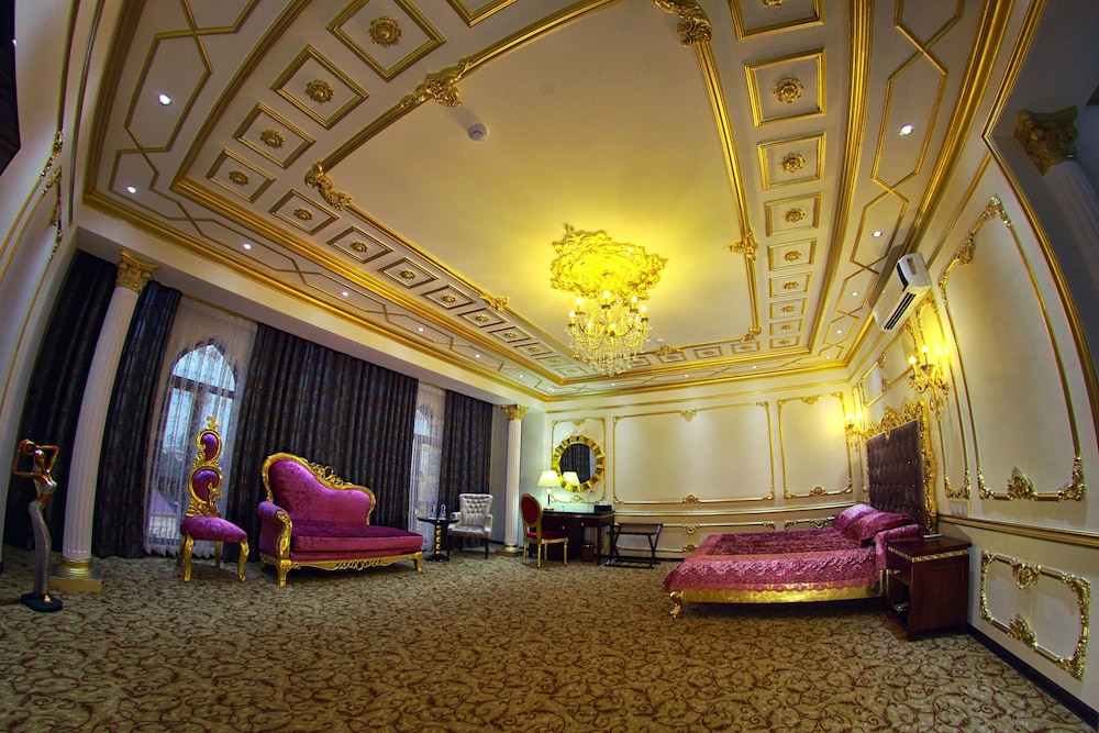 Superior Suite