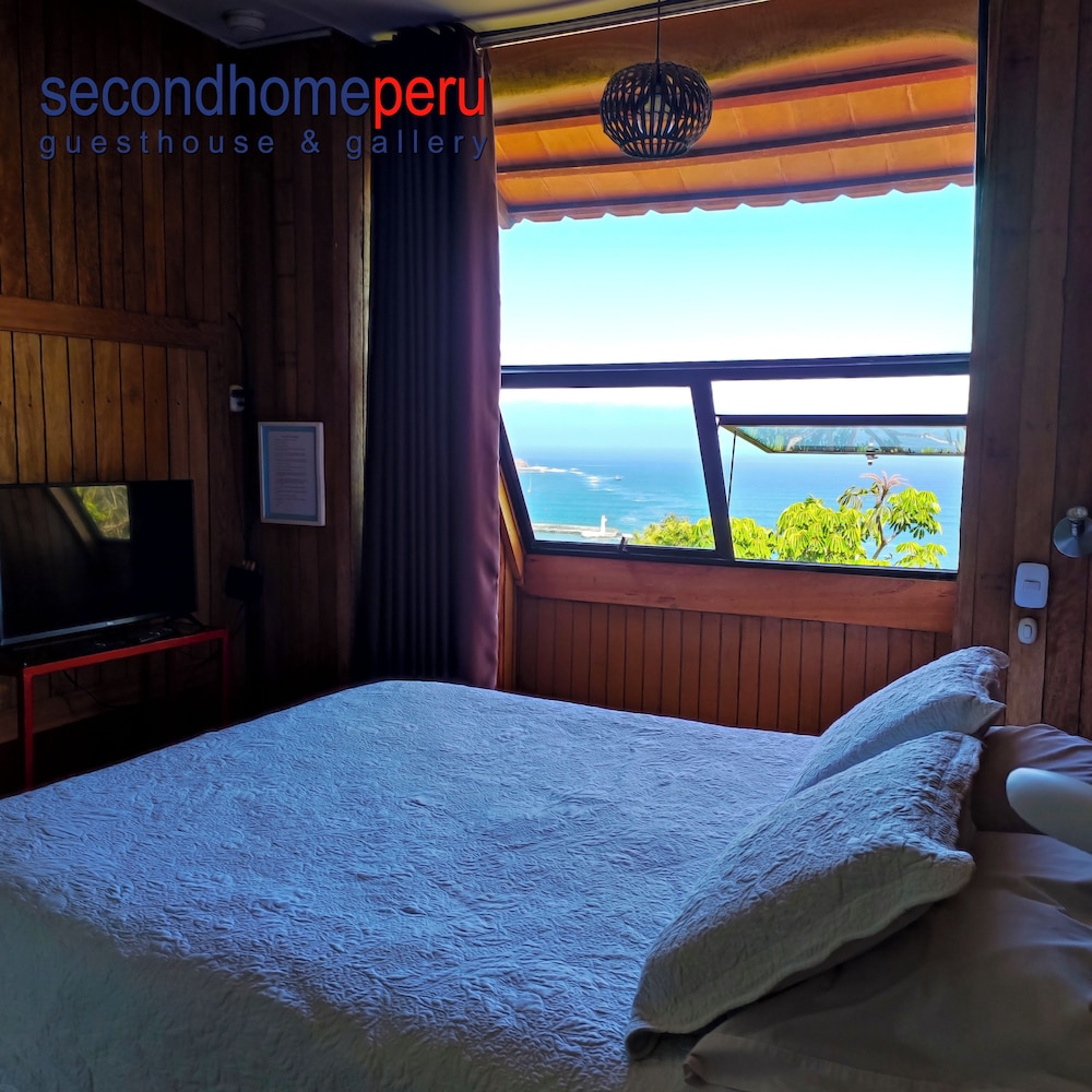 Deluxe Studio Suite (Room N-7)