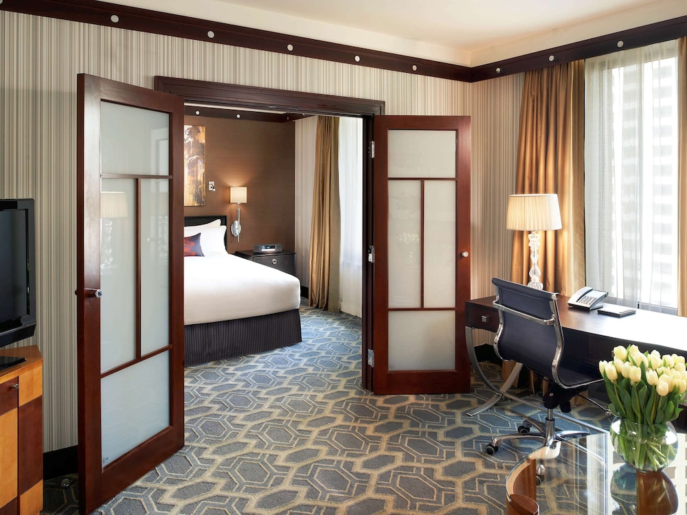 Luxury Suite, 1 Bedroom - Photo 6