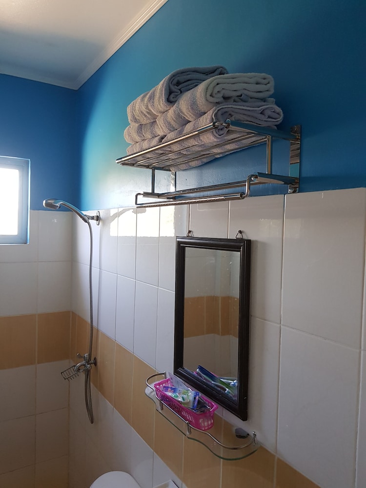 Superior Triple Room photo 3