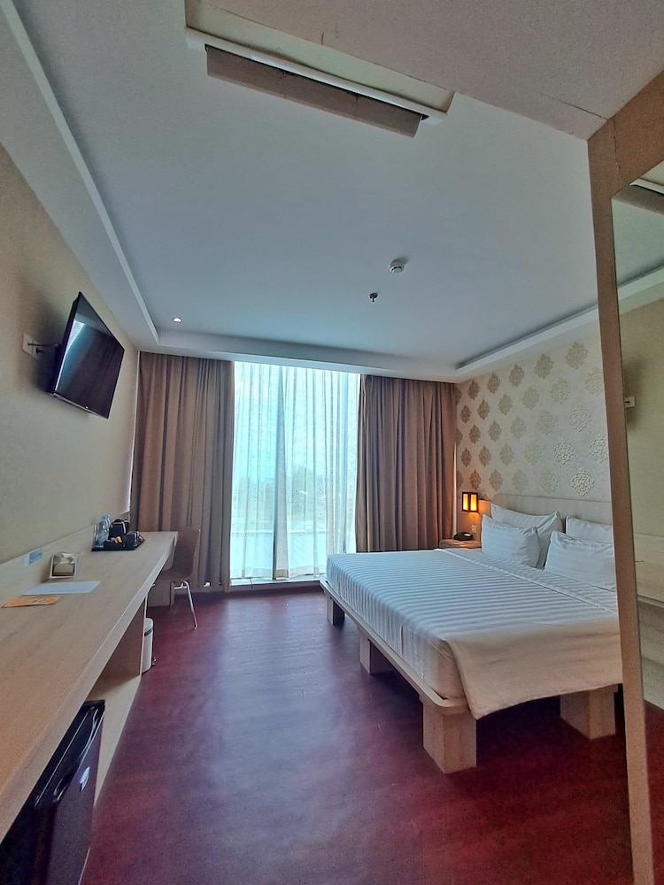 Executive Room photo 2