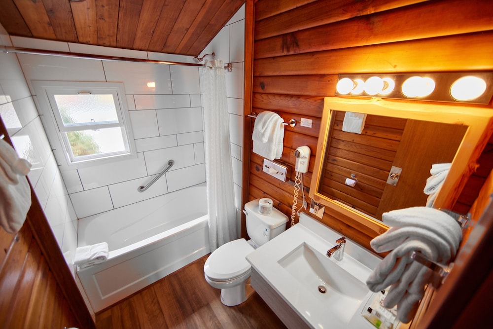 Junior Double Room, 1 Queen Bed With Sofa Bed, Kitchen, River View photo 3